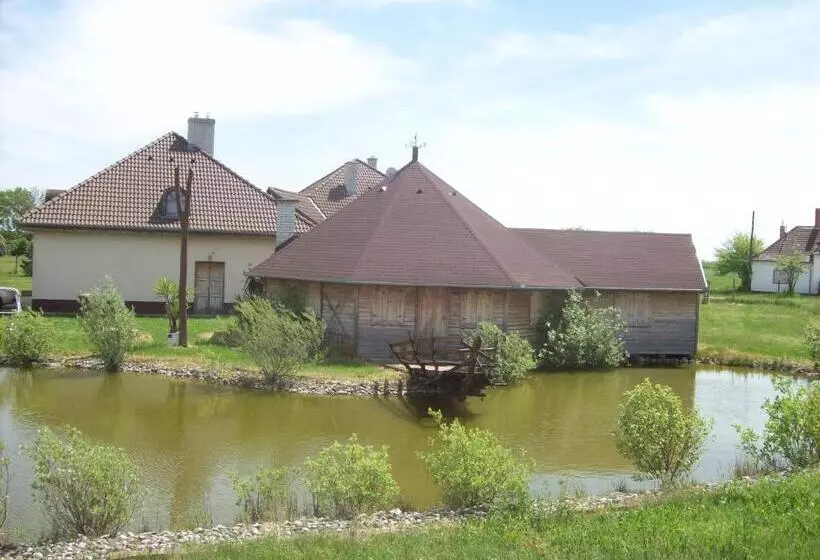 Majatalo Lila Akác Vendégház