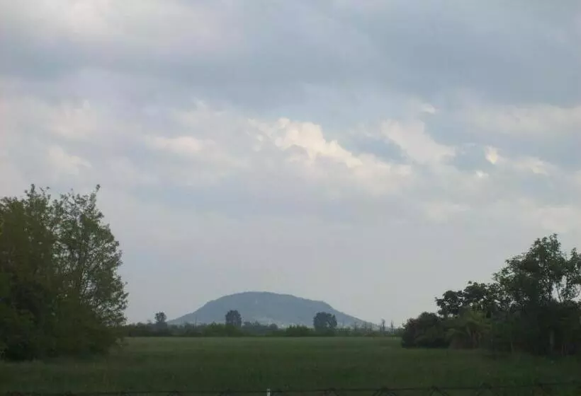 Majatalo Lila Akác Vendégház