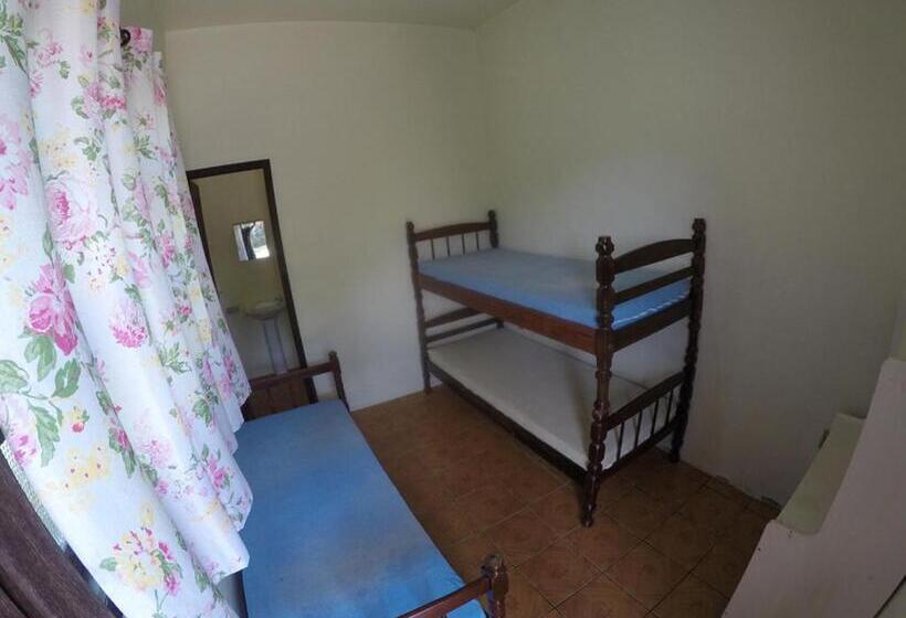 펜션 Suítes Casa Amarela Da Ferrugem