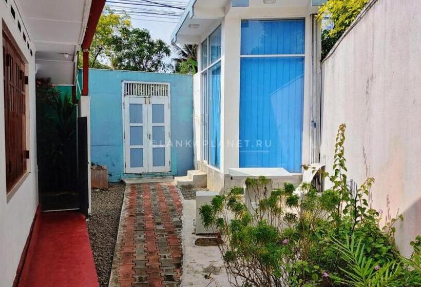 بنسيون Twin Palms