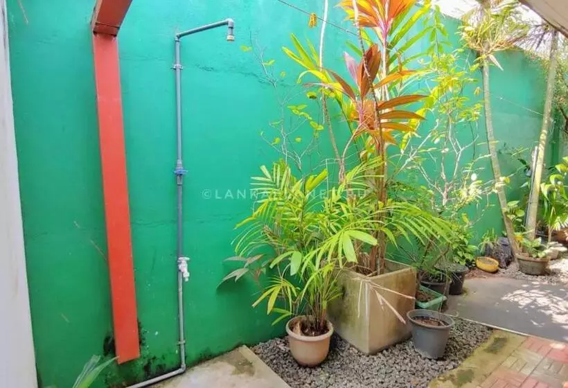 ペンション Twin Palms
