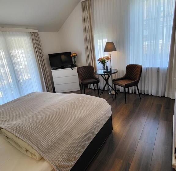 پانسیون Villa Wally