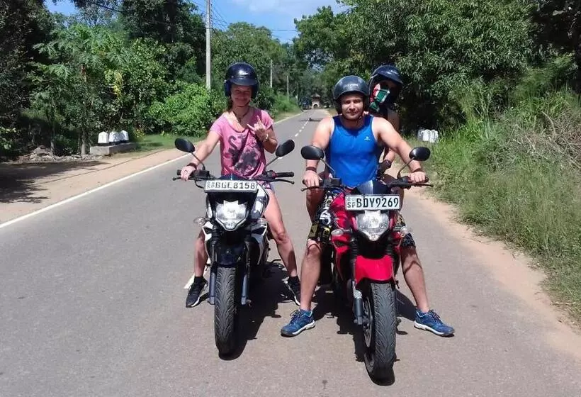 Majatalo Wilpattu Dolosmahe