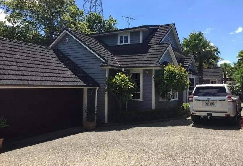 The Gardens Bed And Breakfast