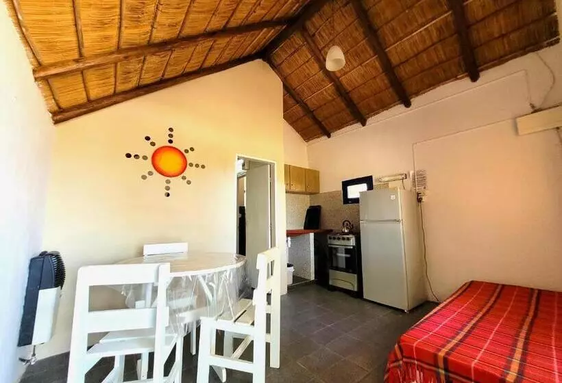 Retkeilymaja Cabañas Giramundos