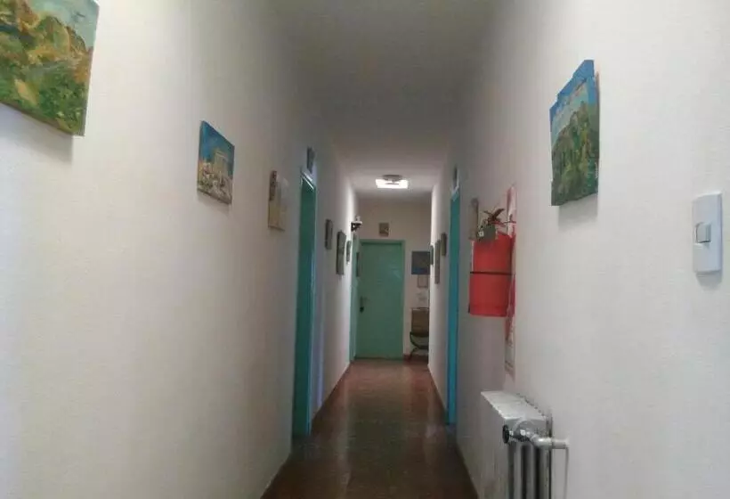 Retkeilymaja La Casa De Ramatis