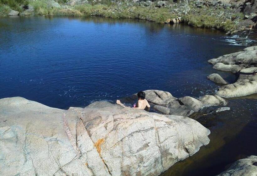 ユースホステル La Casa De Ramatis