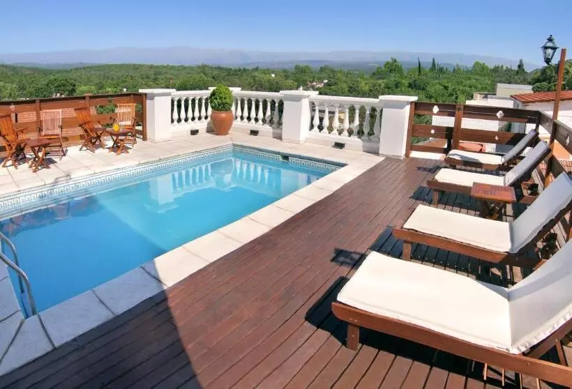 Retkeilymaja Posada Cerro