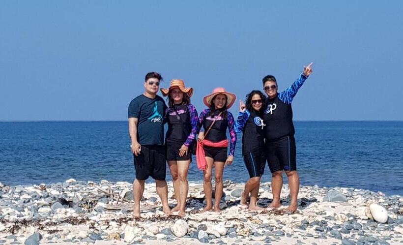 호스텔 Seasun Beach Resort &