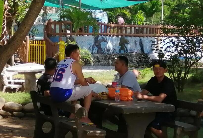 호스텔 Seasun Beach Resort &