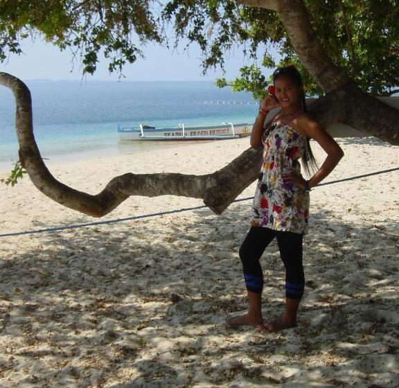 호스텔 Seasun Beach Resort &