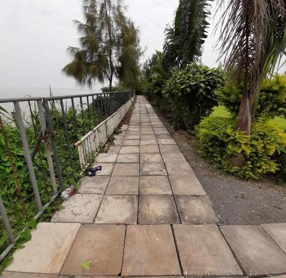 هتل Balmoral Beach