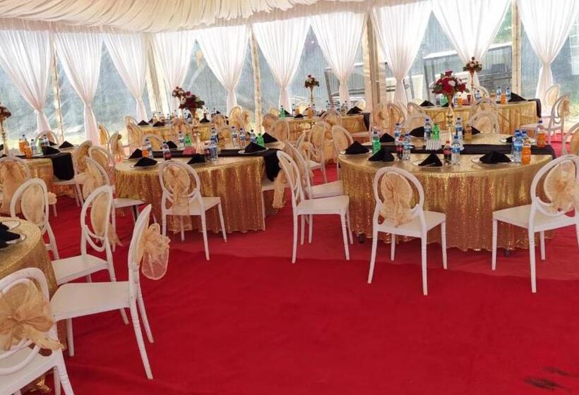 هتل Balmoral Beach