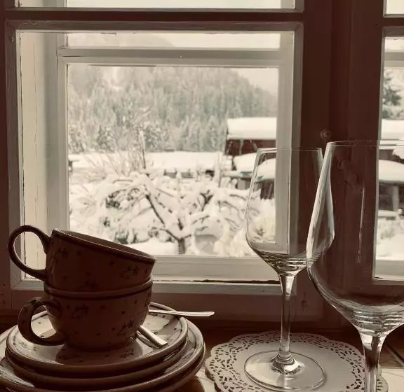 Aamiaismajoitus (B&B) Bnb44 Only Rooms No Breakfast