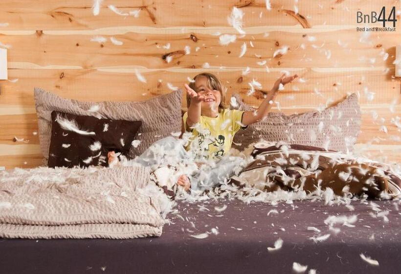 ベッドアンドブレックファースト Bnb44 Only Rooms No Breakfast