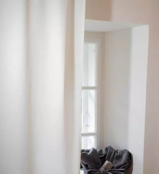 Aamiaismajoitus (B&B) Bnb44 Only Rooms No Breakfast