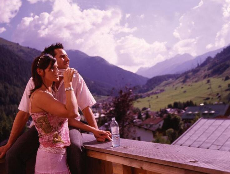 ベッドアンドブレックファースト Garni Ernst Falch