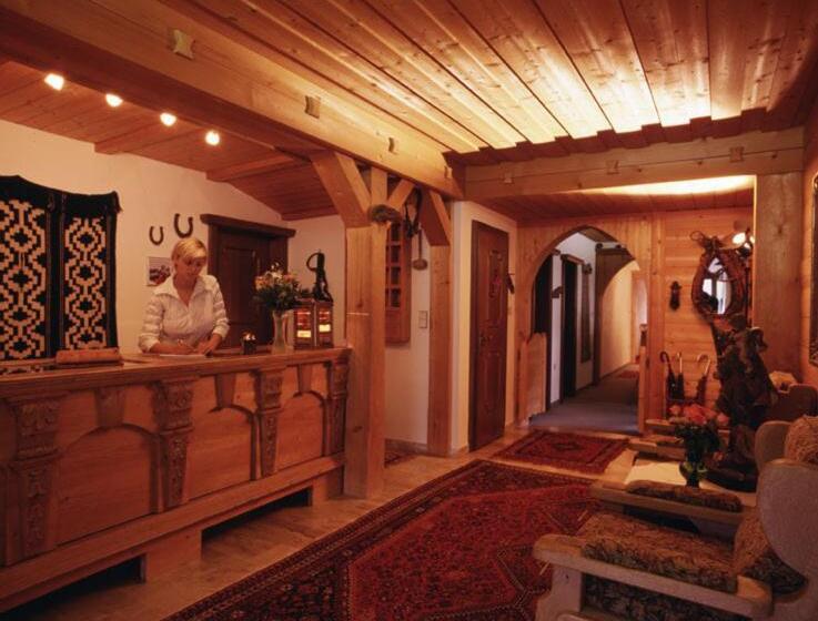 Bed and Breakfast Garni Ernst Falch