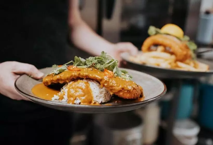 Aamiaismajoitus (B&B) The Fox And Hounds