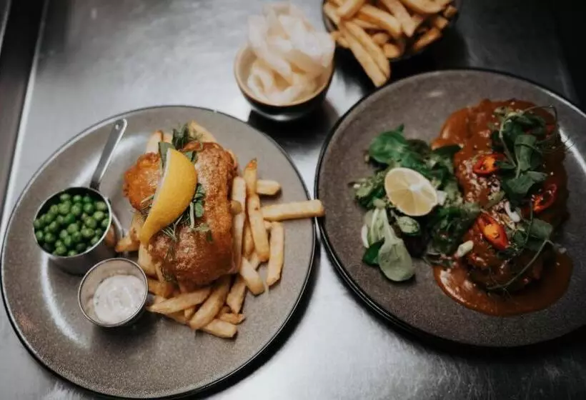 Aamiaismajoitus (B&B) The Fox And Hounds