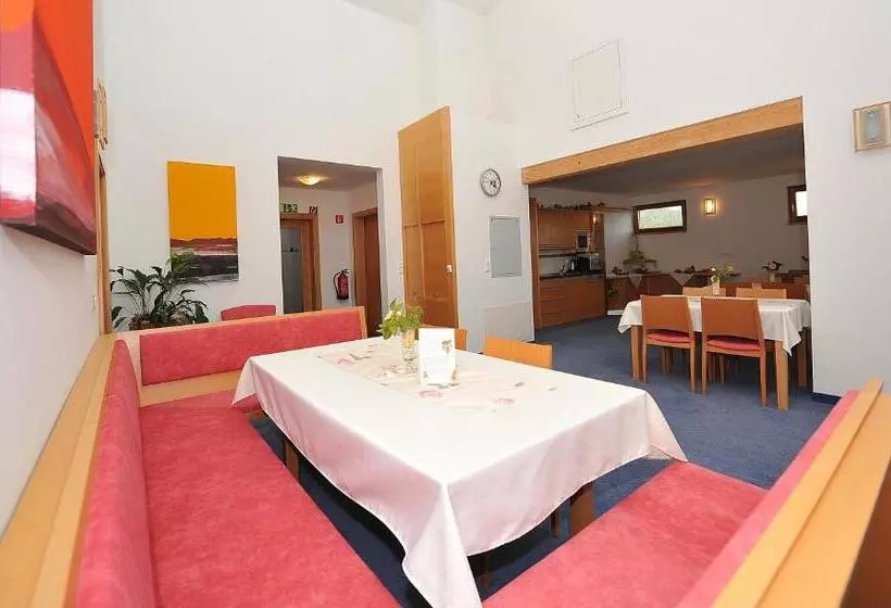 Aamiaismajoitus (B&B) Wellness Pension Waldhof