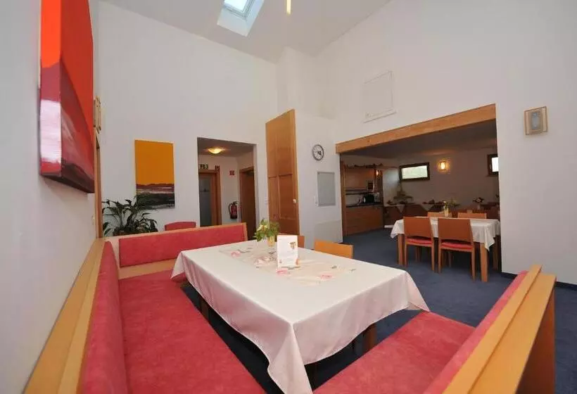 Aamiaismajoitus (B&B) Wellness Pension Waldhof