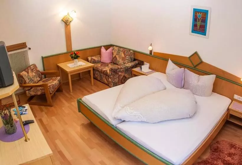 Frühstückspension & Ferienhaus Fädnerspitze