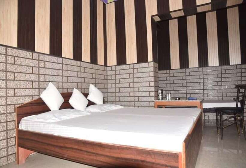 Hotel Goroomgo Kaushalya Residency Uttarakhand