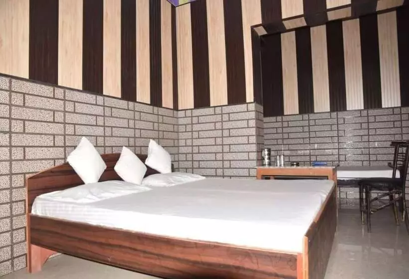 Hotelli Goroomgo Kaushalya Residency Uttarakhand