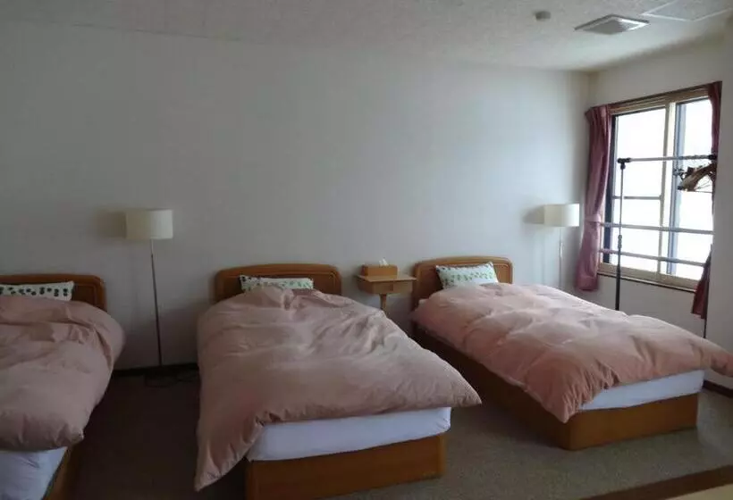 Hotelli Highland Lodge Takegen