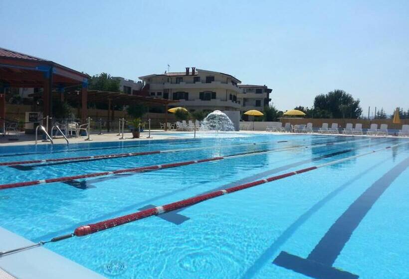 Отель Il Platano