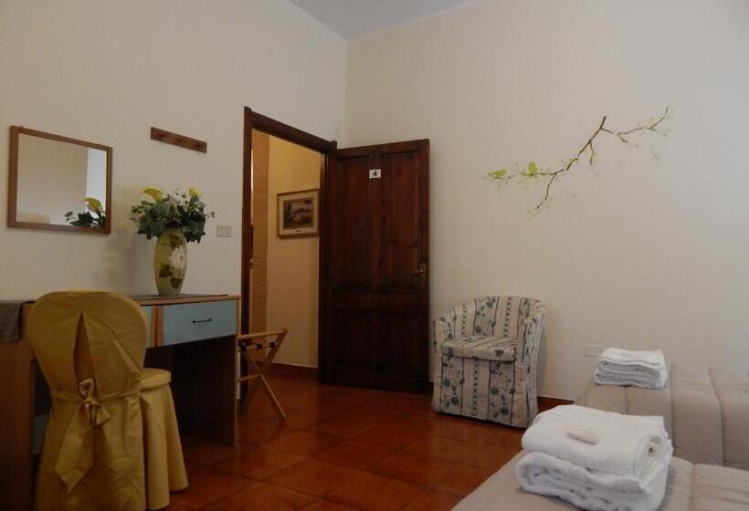 Отель Il Platano