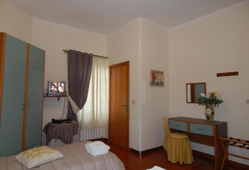 Отель Il Platano