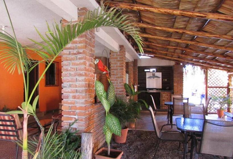 ホテル Isabela, Mag Bay