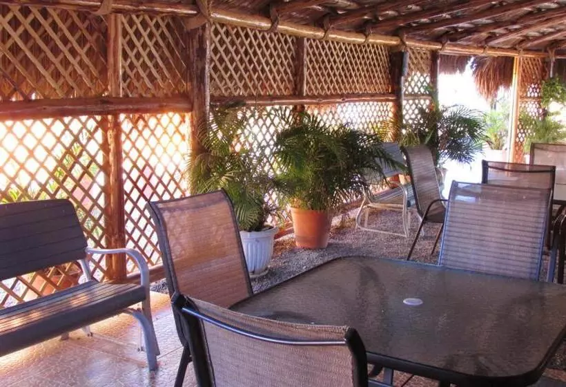 ホテル Isabela, Mag Bay