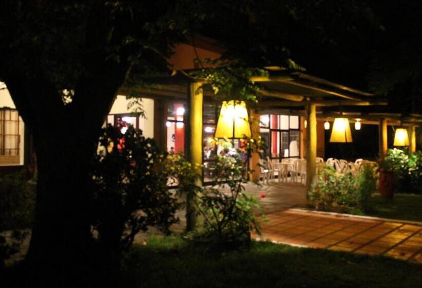 ホテル La Ballena