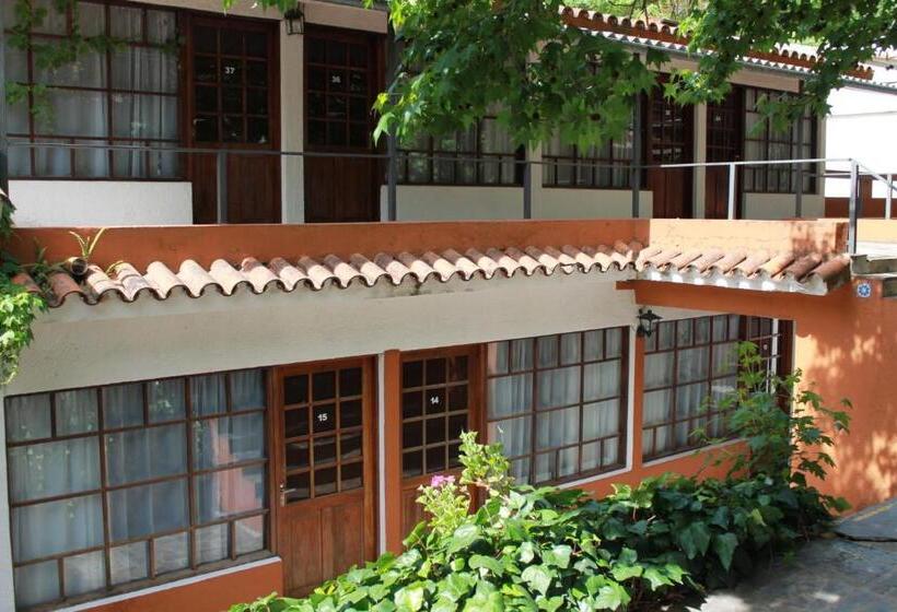 ホテル La Ballena