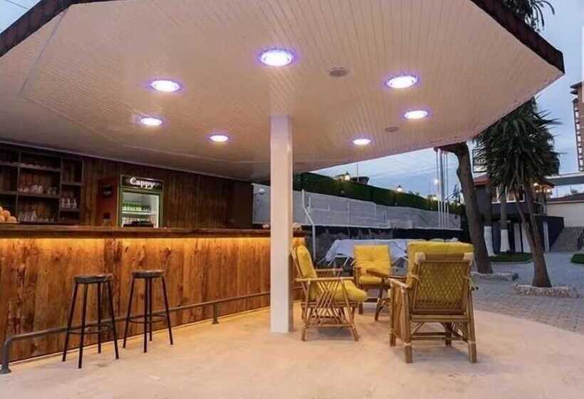 هتل Meryam Deluxe Suit