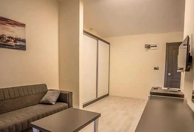 هتل Meryam Deluxe Suit