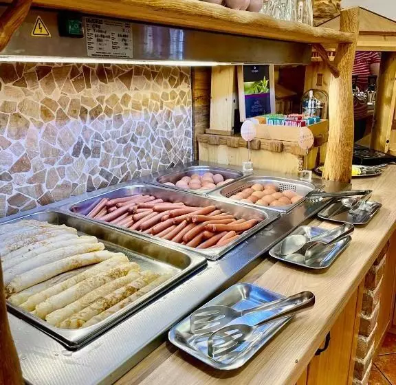 Spa Hotel Podlesí   Walldorf A Pohádková Vesnička