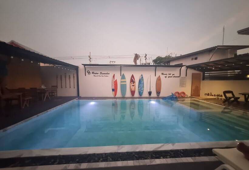 Hotel Rateesumalee Pool View Kolarn