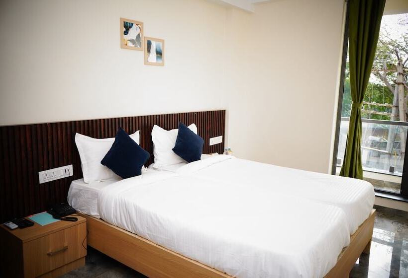 فندق Signum Cityscape Landmark Dahej