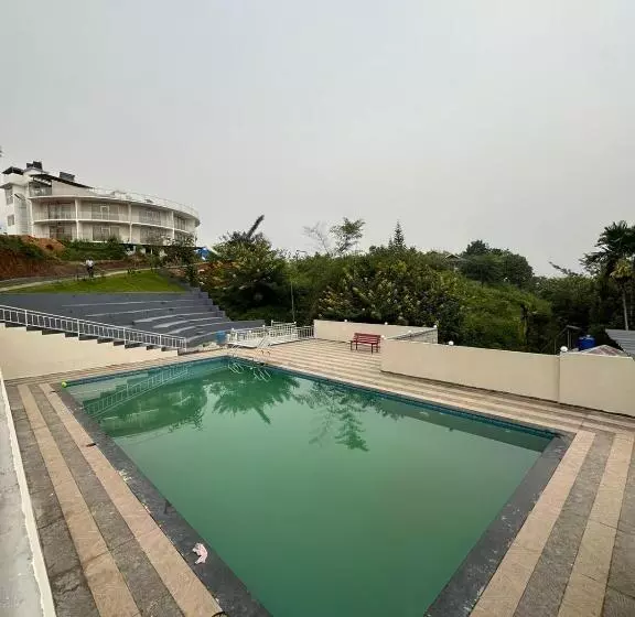 ホテル Sky Sierra Wayanad