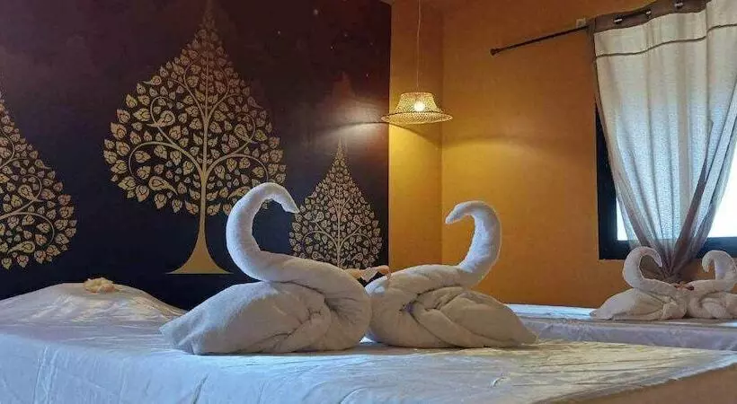 Hotelli Viphuanan Resort