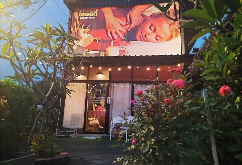 Hotelli Viphuanan Resort