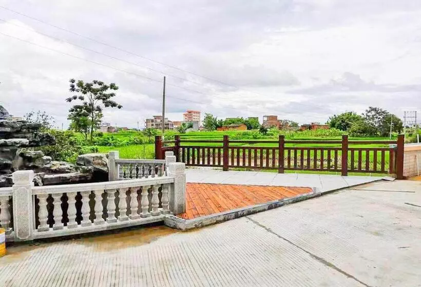 Kyriad Marvelous Hotel Luoding Ring City East Road