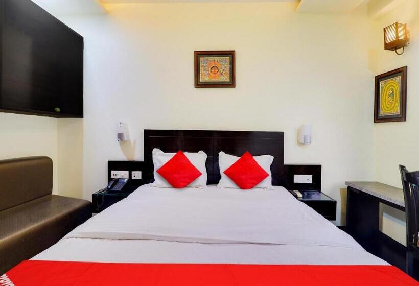 Oyo Flagship Hotel Rudra Palace