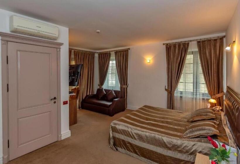 پانسیون Corner Inn