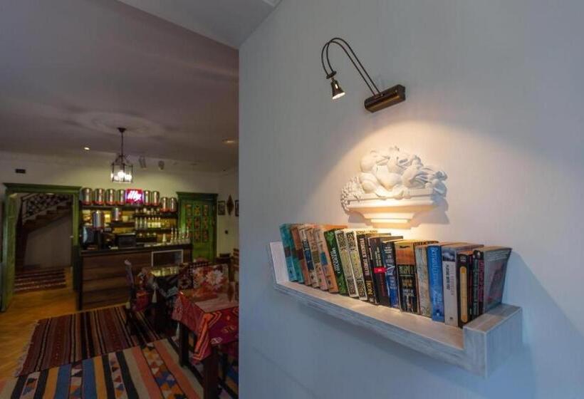 پانسیون Corner Inn