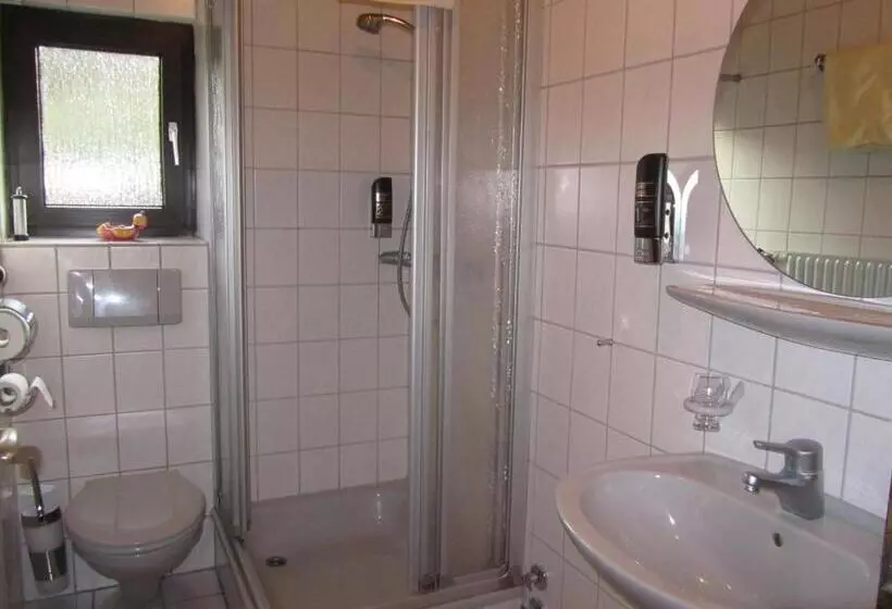 ペンション Gasthaus Zur Frischen Quelle